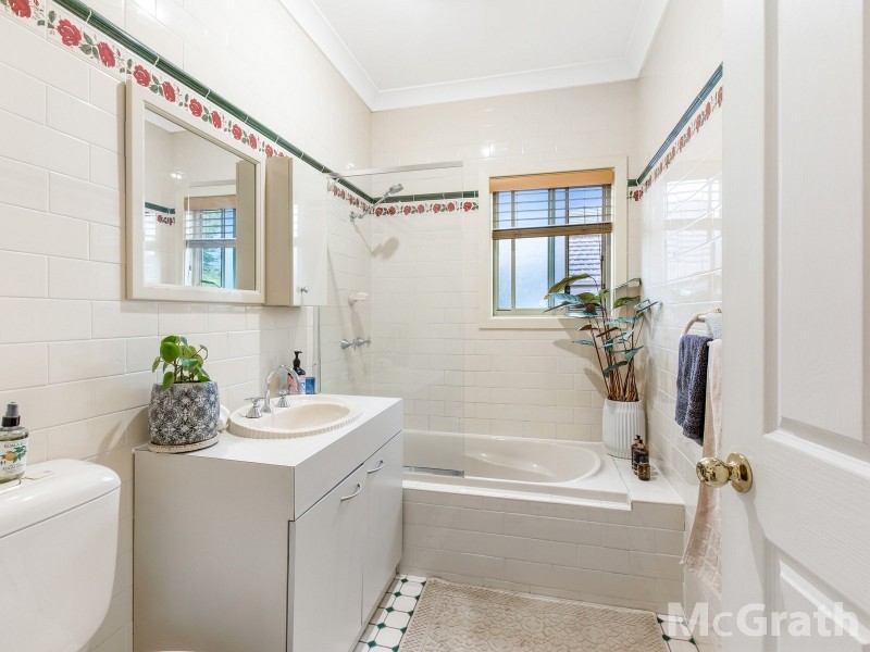 62 Tompson Road, Revesby NSW 2212