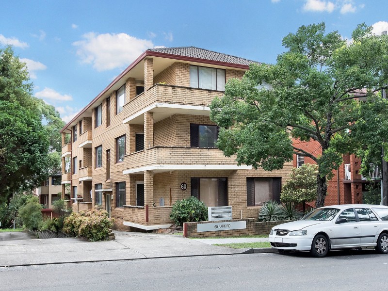2/60 Park Road, Hurstville NSW 2220