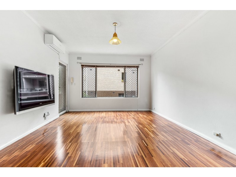 2/60 Park Road, Hurstville NSW 2220