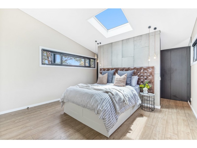 19 Moons Avenue, Lugarno NSW 2210