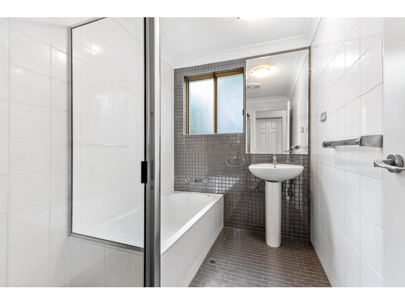 3/17 Carnarvon Street, Carlton NSW 2218