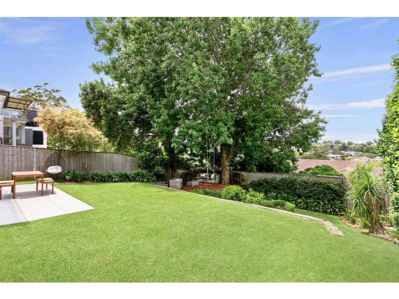 18 Riverview Avenue, Kyle Bay NSW 2221