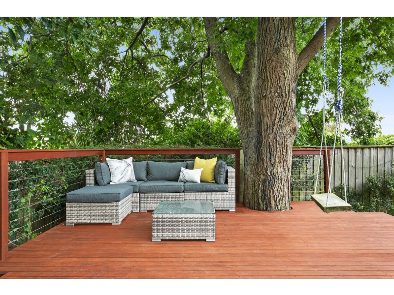 18 Riverview Avenue, Kyle Bay NSW 2221