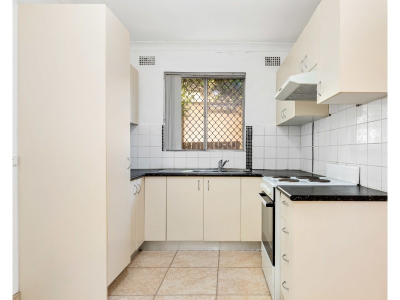 2/38 Yerrick Road, Lakemba NSW 2195