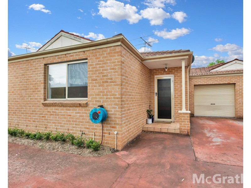 3/22 Monie Avenue, East Hills NSW 2213