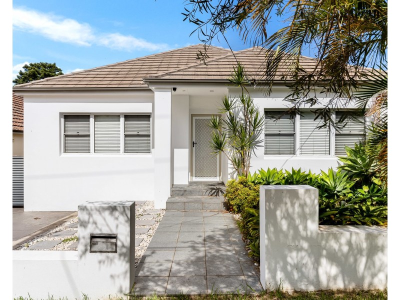 15 Unwin Street, Bexley NSW 2207