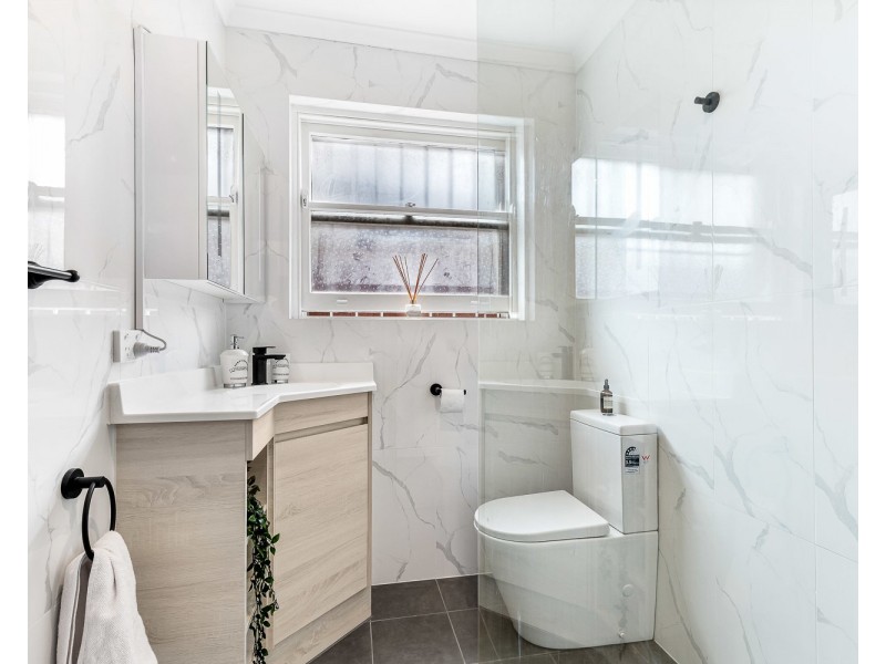 2/148 The Grand Parade, Monterey NSW 2217