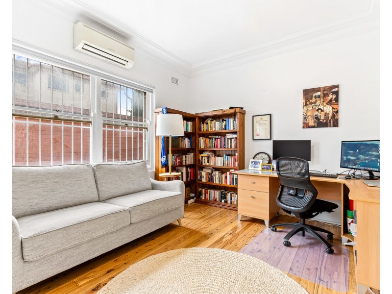 2/148 The Grand Parade, Monterey NSW 2217