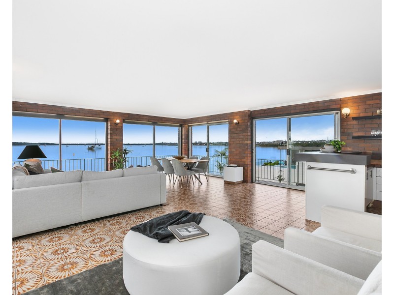 26 Woodlands Road, Taren Point NSW 2229