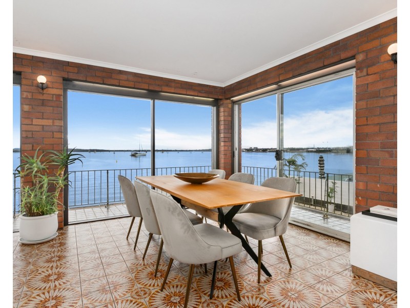 26 Woodlands Road, Taren Point NSW 2229