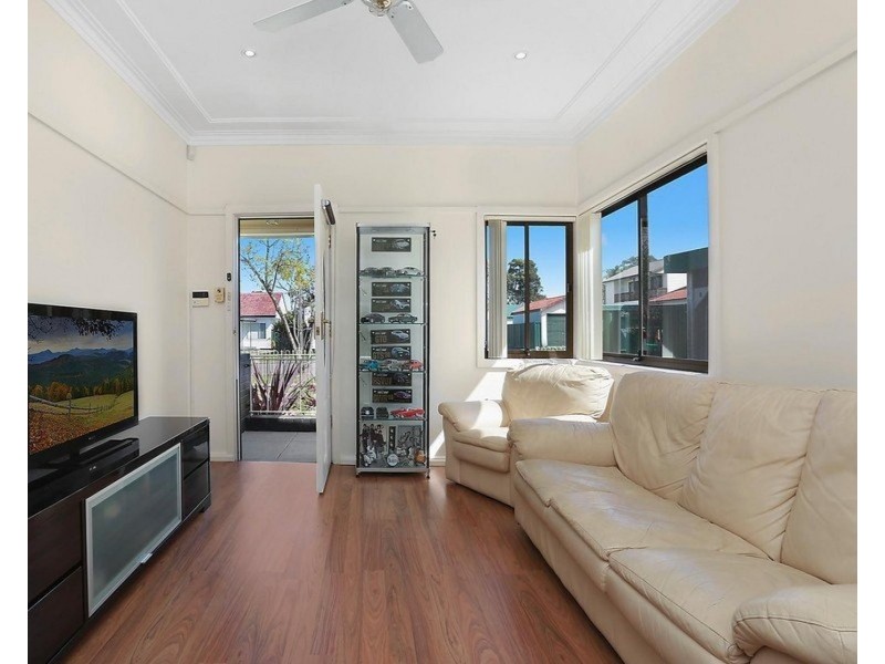 1 Blair Avenue, East Hills NSW 2213