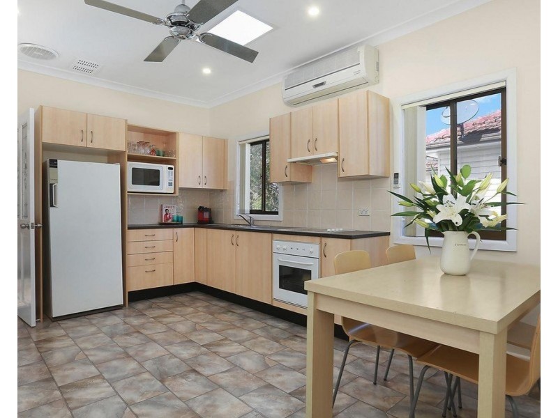 1 Blair Avenue, East Hills NSW 2213