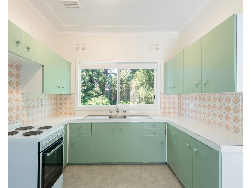 2 Brockman Avenue, Revesby Heights NSW 2212