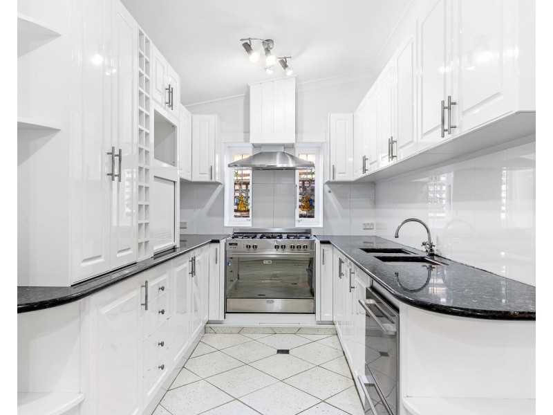 922 King Georges Road, Blakehurst NSW 2221