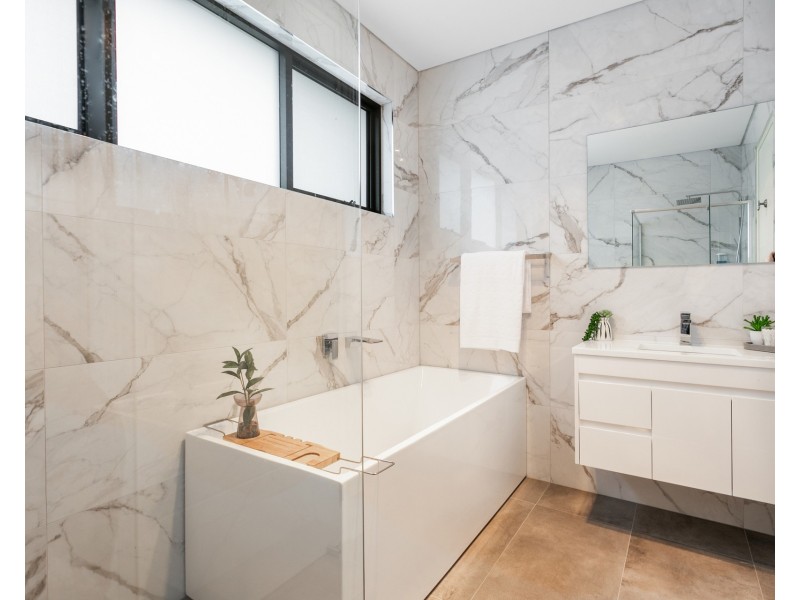 68 Easton Avenue, Sylvania NSW 2224