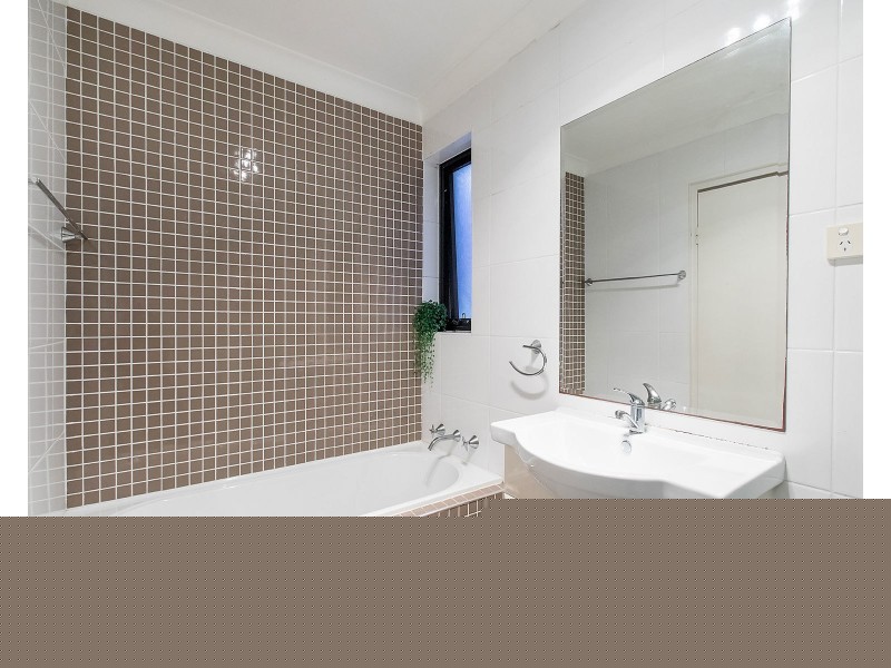 2/42 Melvin Street, Beverly Hills NSW 2209