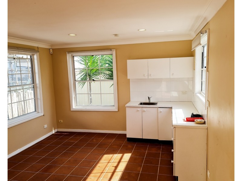 41 Easton Avenue, Sylvania NSW 2224