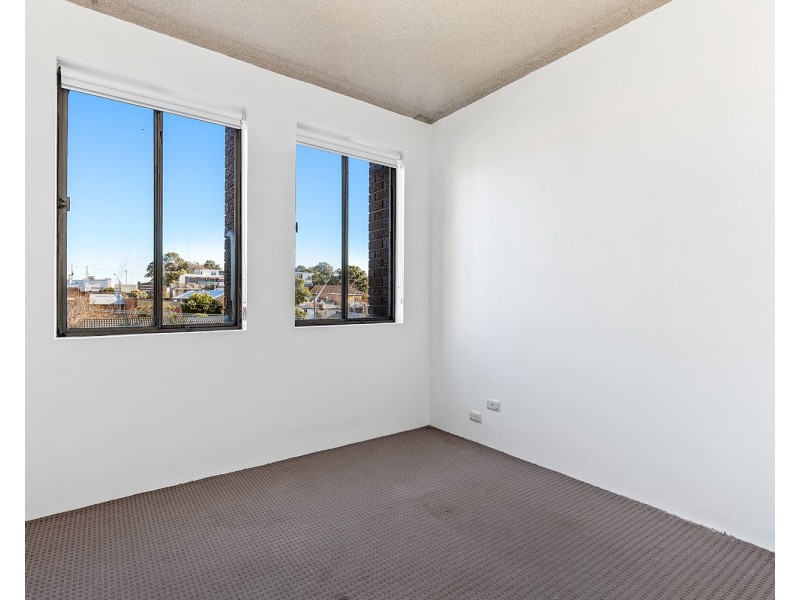 8/6B Connelly Street, Penshurst NSW 2222