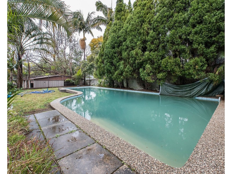42 Toronto Parade, Sutherland NSW 2232