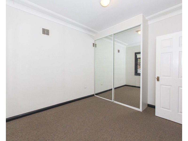 42 Toronto Parade, Sutherland NSW 2232