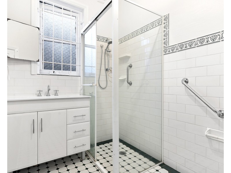 50 Clarendon Road, Stanmore NSW 2048