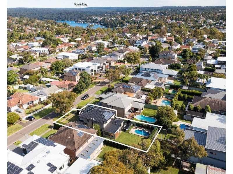 37 Jellicoe Street, Caringbah South NSW 2229