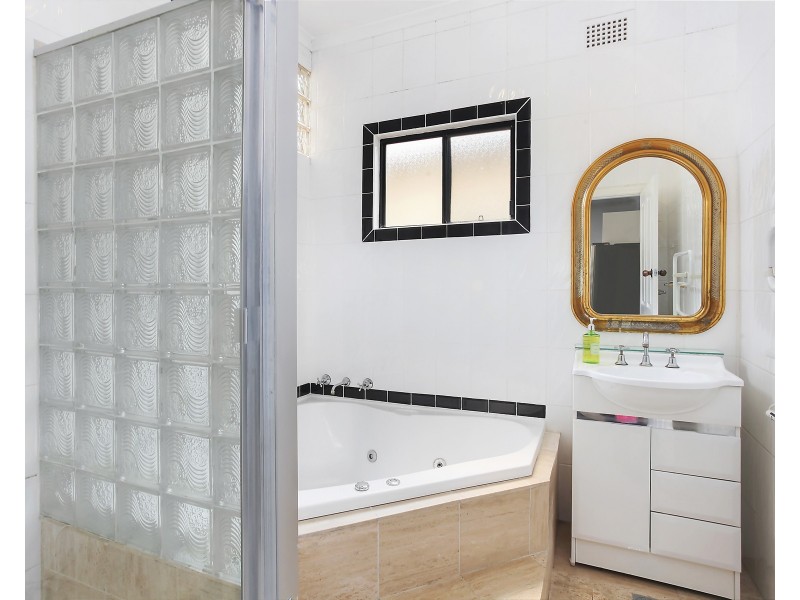 5 Brighton Parade, Brighton-le-sands NSW 2216