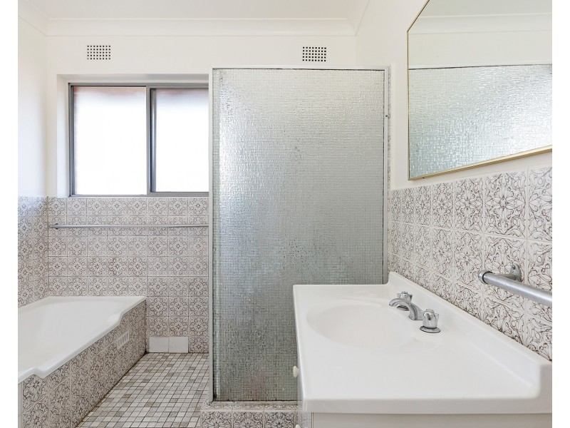 15/62-64 Park Street, Campsie NSW 2194
