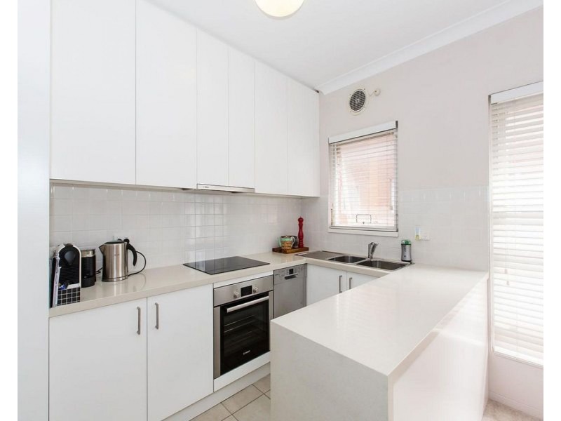 8/30 Crawford Road, Brighton-le-sands NSW 2216
