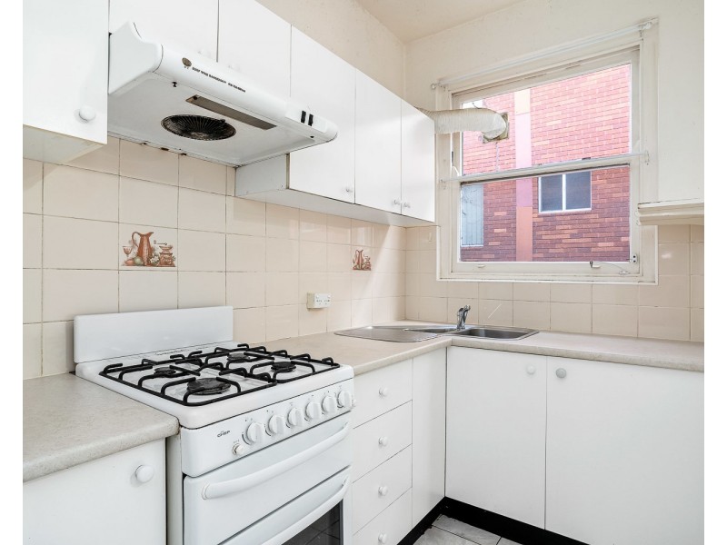 2/2-4 Taylor Street, Kogarah NSW 2217