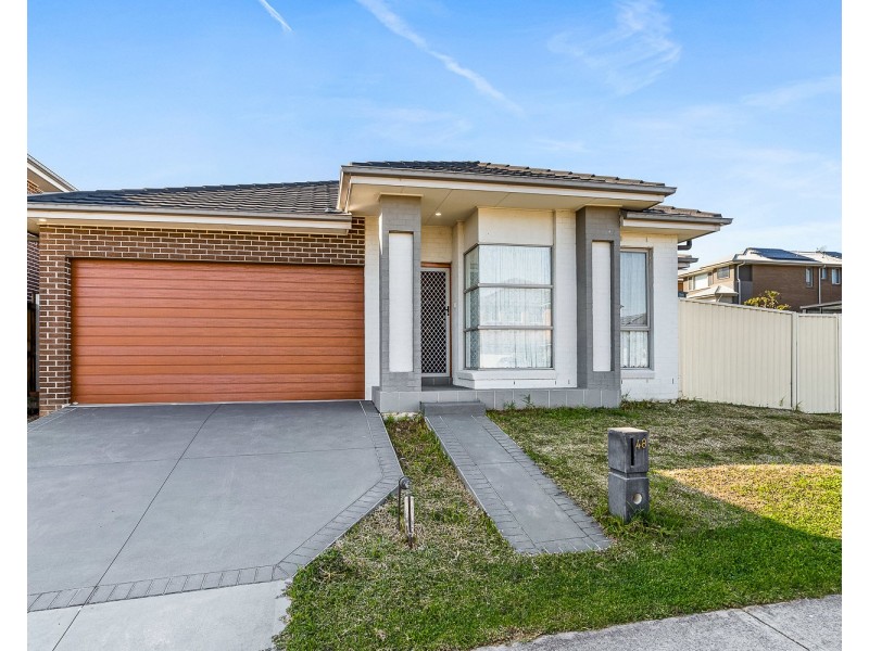 48 Vinny Road, Edmondson Park NSW 2174