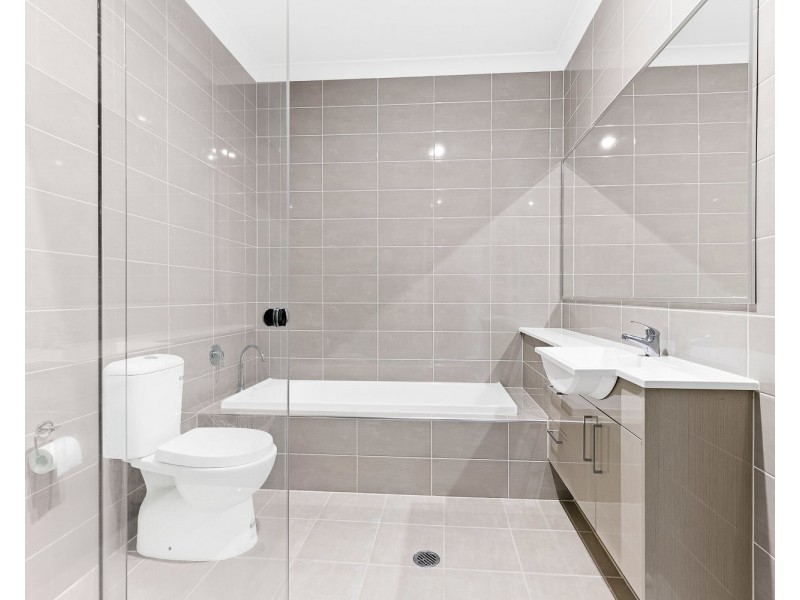 48 Vinny Road, Edmondson Park NSW 2174