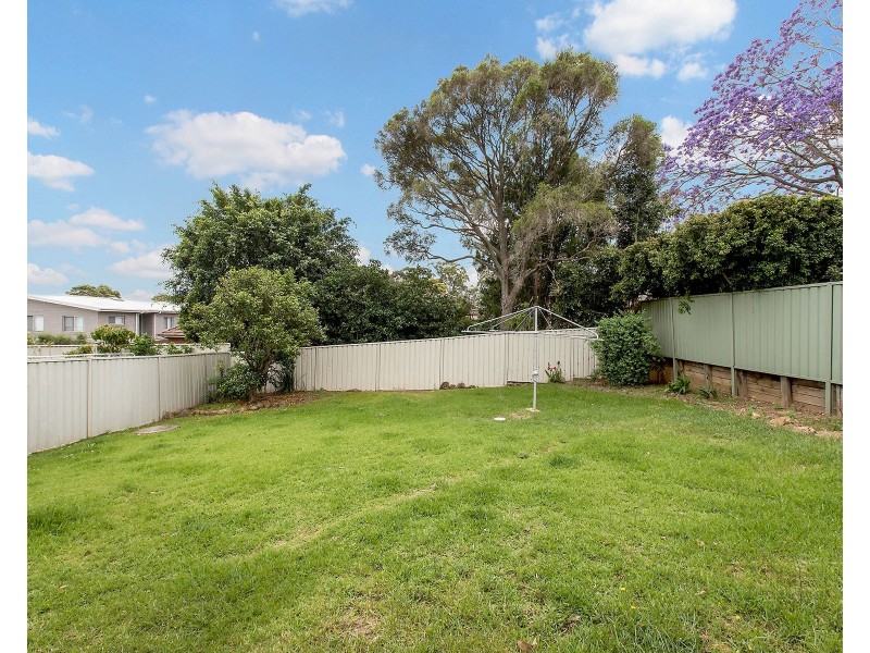 29 Bimbadeen Avenue, Miranda NSW 2228