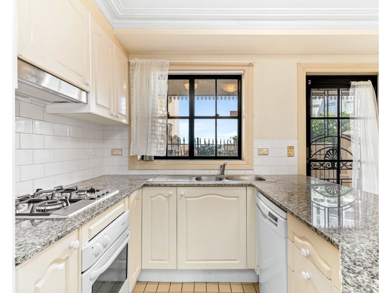 2/4-10 View Street, Arncliffe NSW 2205