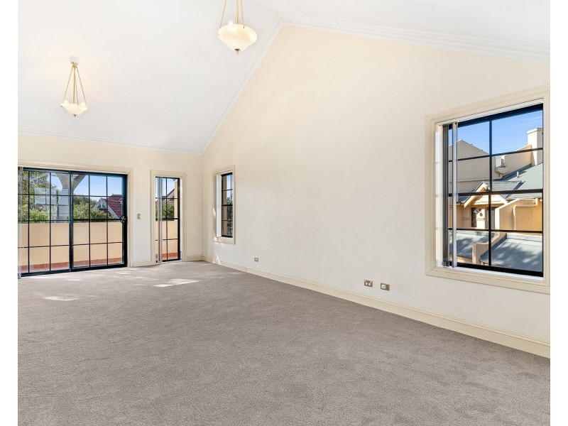 2/4-10 View Street, Arncliffe NSW 2205