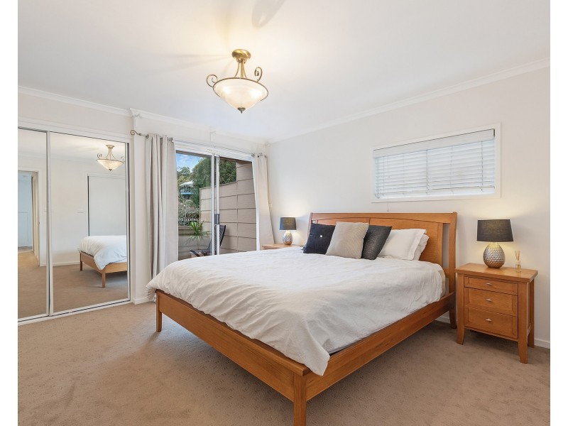 18 Hillcrest Avenue, Bardwell Valley NSW 2207