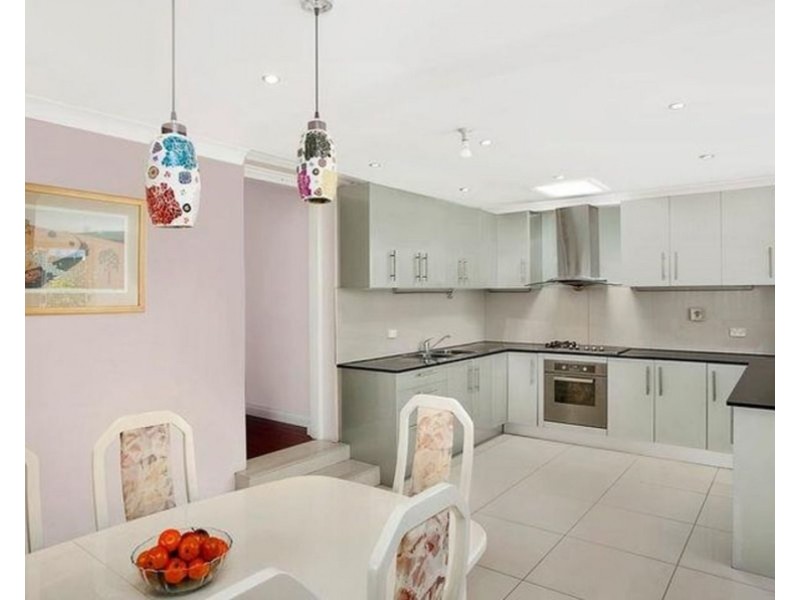 242 Gloucester Road, Hurstville NSW 2220