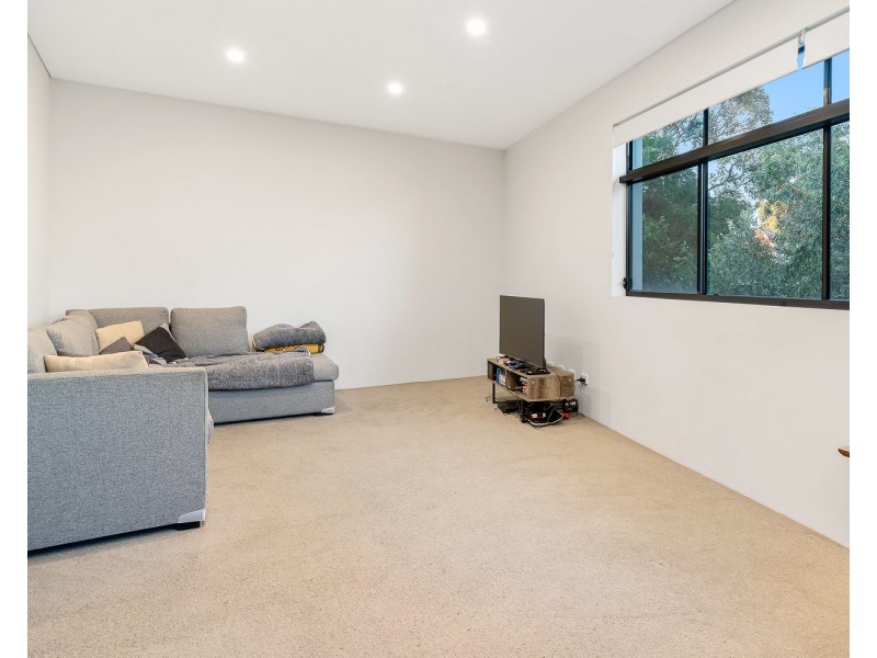 221/98 Payten Avenue, Roselands NSW 2196