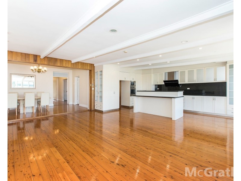 4 Carlton Crescent, Kogarah Bay NSW 2217