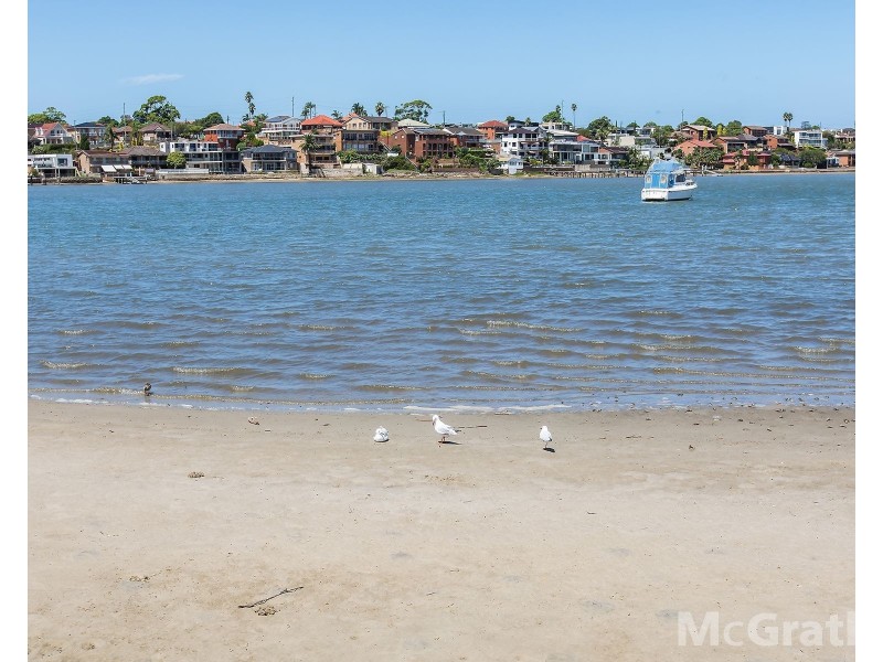 4 Carlton Crescent, Kogarah Bay NSW 2217