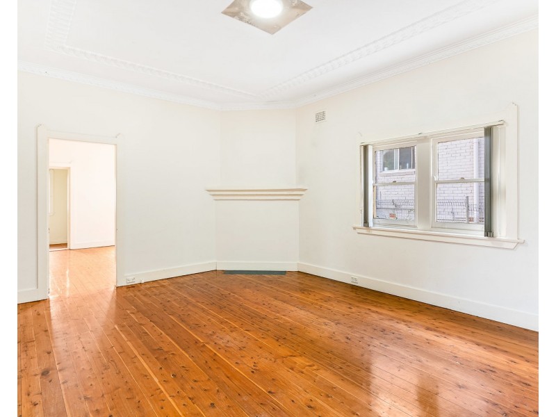 84 Wolli Avenue, Earlwood NSW 2206