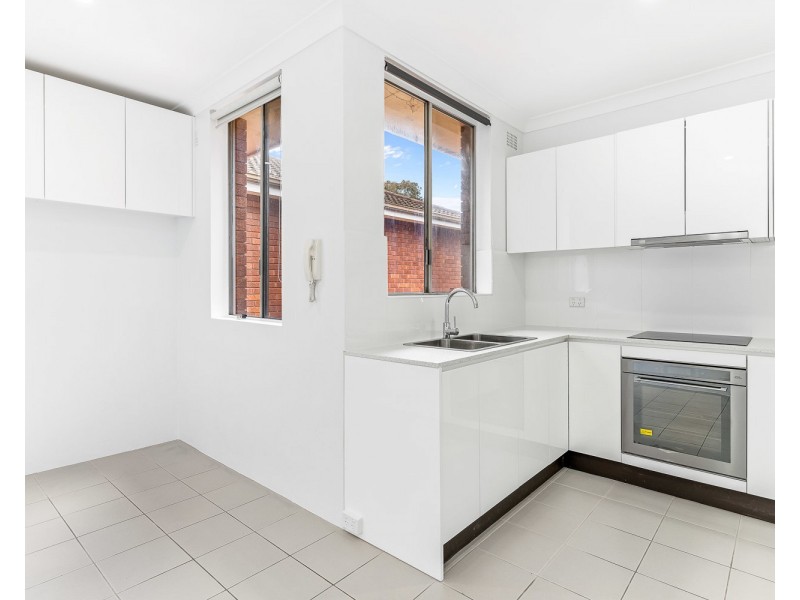 11/4 Kairawa Street, South Hurstville NSW 2221