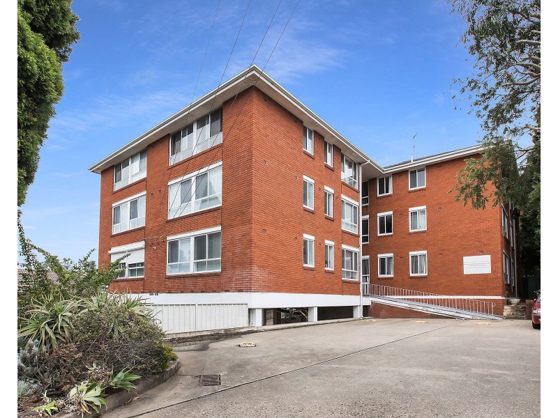 4/229 King Georges Road, Roselands NSW 2196