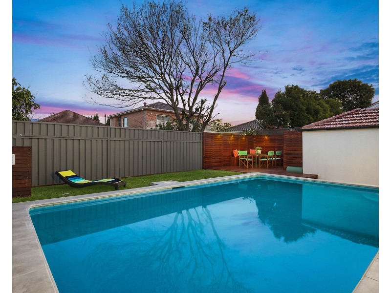 16 Lakeside Avenue, Monterey NSW 2217