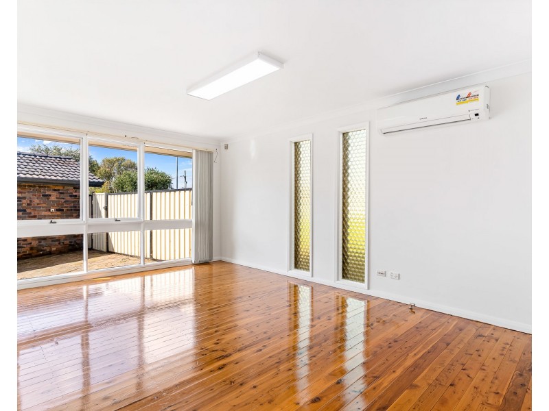 5 Napier Avenue, Lurnea NSW 2170