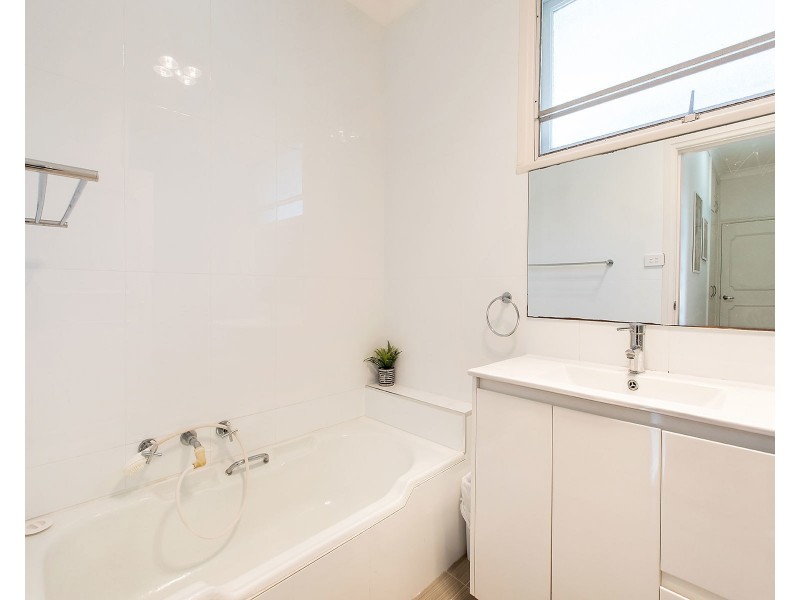 1/167 Chuter Avenue, Sans Souci NSW 2219