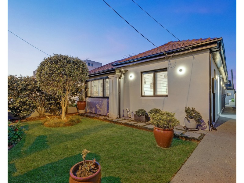 230 President Avenue, Brighton-le-sands NSW 2216