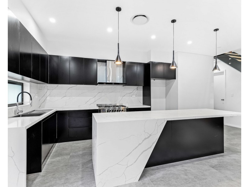 43 Blackshaw Avenue, Mortdale NSW 2223