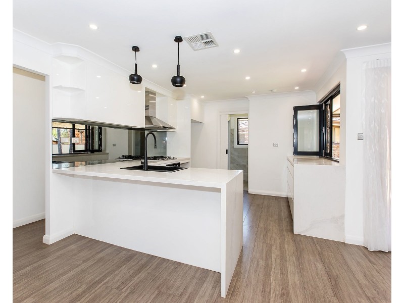 25 Newey Avenue, Padstow NSW 2211