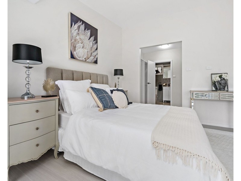 37 Grandview Crescent, Lugarno NSW 2210